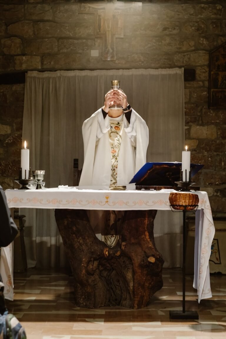 León XIV y el dilema de la liturgia: no volver atrás, sino encontrar el equilibrio